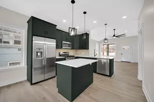 920 Highland St, Hammond, IN 46320 - Photo 6