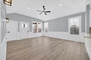 924 Highland St, Hammond, IN 46320 - Photo 12