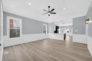 924 Highland St, Hammond, IN 46320 - Photo 8