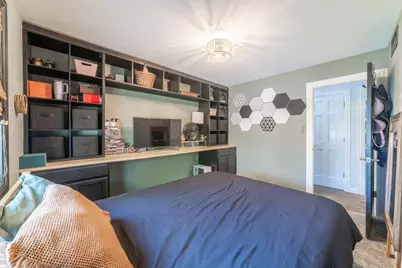 6331 Broughton Avenue, Portage, IN 46368 - Photo 38