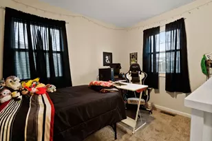 392 Stone Hill Dr, Valparaiso, IN 46385 - Photo 14