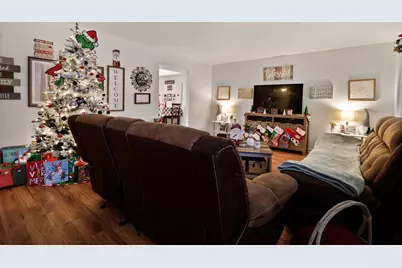 392 Stonehill Drive, Valparaiso, IN 46385 - Photo 6