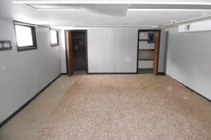 813 W Division St, Demotte, IN 46310 - Photo 20