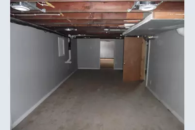 813 W Division Street, Demotte, IN 46310 - Photo 18