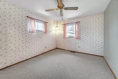 227 N Wright Street, Griffith, IN 46319 - Photo 16