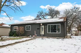 227 N Wright St, Griffith, IN 46319 - Photo 2