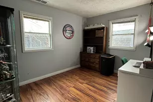 2521 Buffalo St, Michigan City, IN 46360 - Photo 6