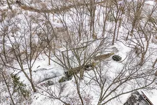 203 Oakridge Ct, Valparaiso, IN 46385 - Photo 34