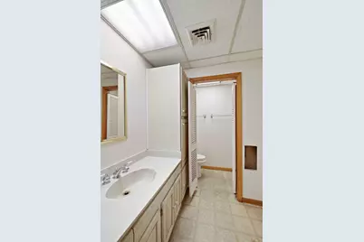 203 Oakridge Court, Valparaiso, IN 46385 - Photo 28