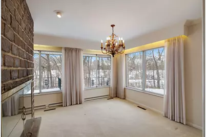 203 Oakridge Court, Valparaiso, IN 46385 - Photo 10