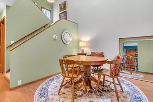 1801 Earthstone Dr, Valparaiso, IN 46383 - Photo 8