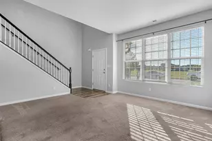 11421 Vermont Pl, Crown Point, IN 46307 - Photo 8