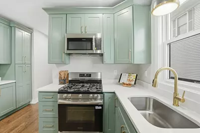 2009 Wespark Avenue, Whiting, IN 46394 - Photo 8