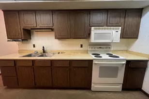 9618 Boulevard Dr, Highland, IN 46322 - Photo 6