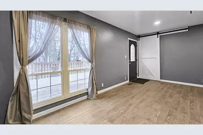 7040 Elaine Avenue, Portage, IN 46368 - Photo 4