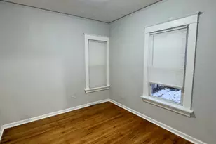 605 Mount St, Gary, IN 46406 - Photo 8