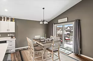 7492 Arbor Ct, Portage, IN 46368 - Photo 10