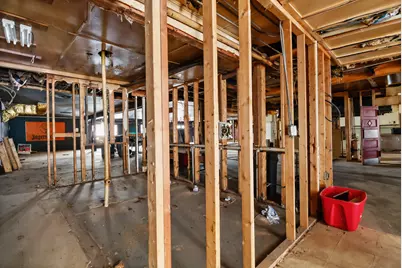 4 W U.S. Highway 6, Valparaiso, IN 46385 - Photo 12