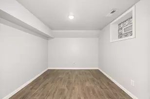 3836 Delaware St, Gary, IN 46409 - Photo 22