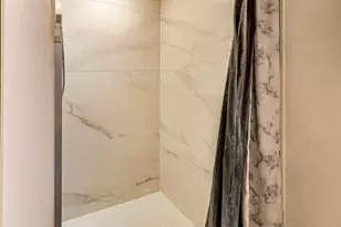 37 E Elizabeth St, Hammond, IN 46320 - Photo 36