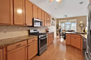 1274 Poppyfield Pl, Schererville, IN 46375 - Photo 10