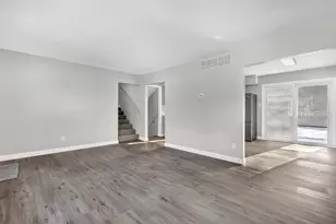 6395 Valleyview Ave, Portage, IN 46368 - Photo 6