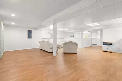 9027 N 100 E, Lake Village, IN 46349 - Photo 32