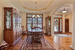 1135 Mary Ellen Dr, Crown Point, IN 46307 - Photo 8