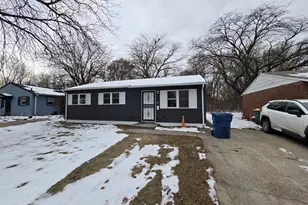 1044 Hobart St, Gary, IN 46406 - Photo 2