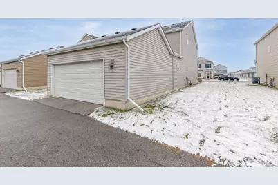 1063 E 116th Place, Crown Point, IN 46307 - Photo 4