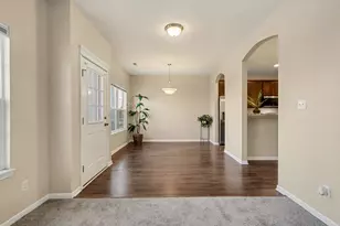 1063 E 116th Pl, Crown Point, IN 46307 - Photo 8