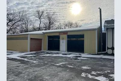 457 S Campbell Street #1, Valparaiso, IN 46385 - Photo 1