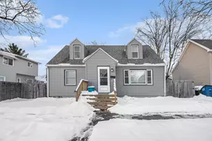 714 Pearl St, Michigan City, IN 46360 - Photo 1