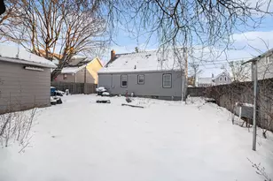 714 Pearl St, Michigan City, IN 46360 - Photo 12