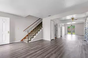 7438 Whitcomb St, Merrillville, IN 46410 - Photo 14