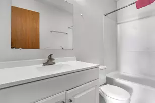 7438 Whitcomb St, Merrillville, IN 46410 - Photo 22