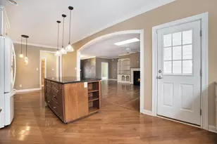 10198 California St, Crown Point, IN 46307 - Photo 8