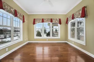 10198 California St, Crown Point, IN 46307 - Photo 6