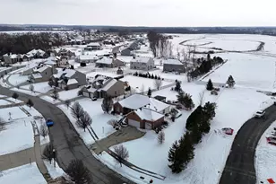 10198 California St, Crown Point, IN 46307 - Photo 32