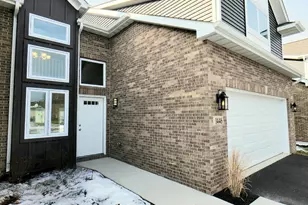 1446 Lake St, Hobart, IN 46342 - Photo 2