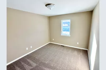 1446 Lake Street, Hobart, IN 46342 - Photo 18