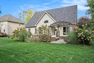 4131 Abercrombie Dr, Chesterton, IN 46304 - Photo 2