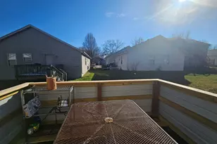 3822 Davis Dr, New Albany, IN 47150 - Photo 14