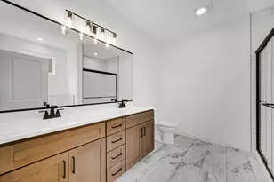 810 Ashwood Ln, Chesterton, IN 46304 - Photo 10