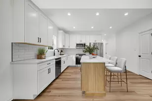 810 Ashwood Ln, Chesterton, IN 46304 - Photo 6