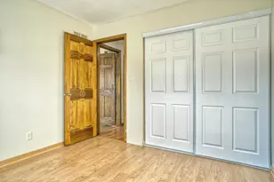 748 Wellington Dr, Dyer, IN 46311 - Photo 6