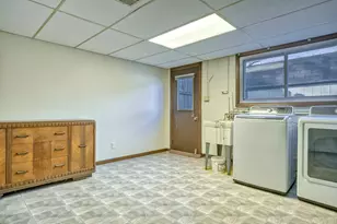 748 Wellington Dr, Dyer, IN 46311 - Photo 16