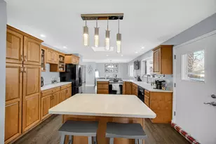 3011 Garfield Ave, Highland, IN 46322 - Photo 10