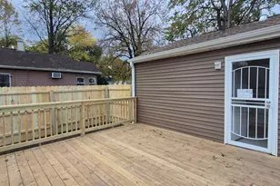 4525 Tyler St, Gary, IN 46408 - Photo 10