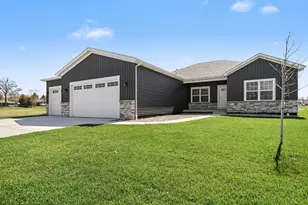 6071 Robbins Rd, Portage, IN 46368 - Photo 2